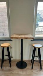 Bartafel met twee krukken, Huis en Inrichting, Tafels | Statafels, Ophalen of Verzenden, Zo goed als nieuw