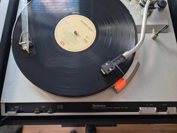 Technics SL-220 Platenspeler - Halfautomaat beschikbaar voor biedingen