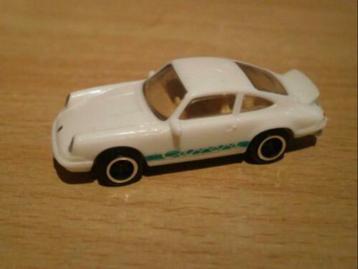 Porsche uit kindersurprise. beschikbaar voor biedingen
