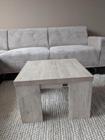 MOET WEG!!  Lamulux salontafel!  Krasvrij/waterbestendig! beschikbaar voor biedingen
