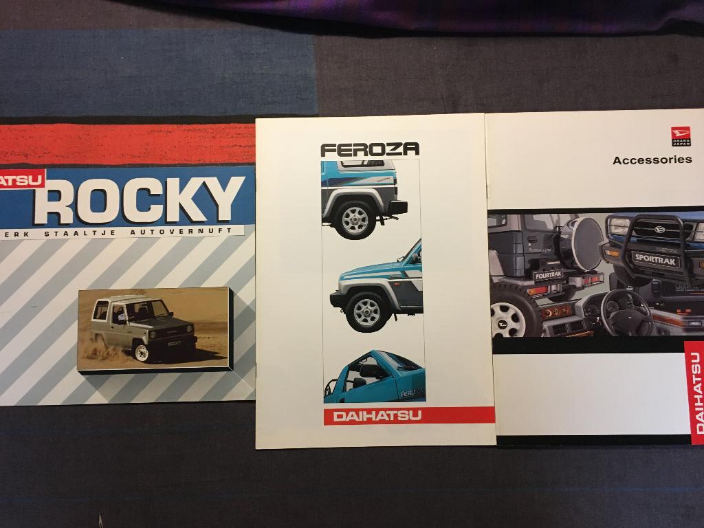 5x Daihatsu brochures folders Rocky Feroza Terios Fourtrak, Ophalen of Verzenden, Zo goed als nieuw, Overige merken