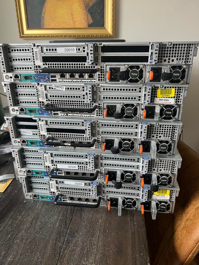 Servers 2x intel 2680 v2 (20core CPUs) 128GB RAM, Computers en Software, Servers, Ophalen, Zo goed als nieuw, 128 GB, 2 tot 3 Ghz