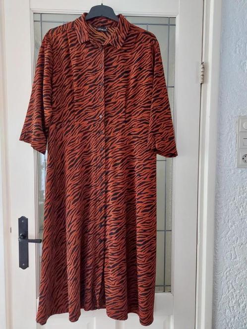 Z.g.a.n. maxi jurk van Ophilia, maat 4 (48/50), Kleding | Dames, Grote Maten, Zo goed als nieuw, Jurk, Bruin, Ophalen of Verzenden