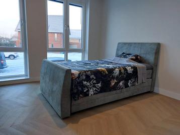Totaalbed Ingmar kunstleer  beschikbaar voor biedingen