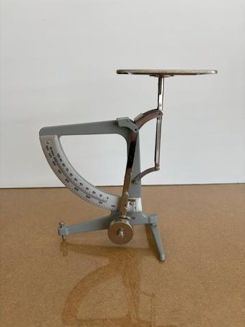 Weegschaal postweegschaal 500/100 gr. beschikbaar voor biedingen
