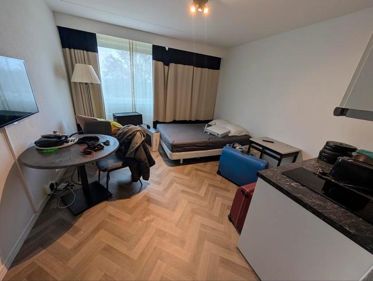 Shared Studio in Geldrop, Huizen en Kamers, Kamers te huur, Eindhoven, 20 tot 35 m²