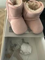 Baby uggs, UGG, Meisje, Ophalen of Verzenden, Gebruikt