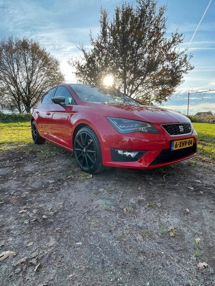 Seat Leon 1.4 TSI 103KW 2013 Rood, Auto's, Seat, Particulier, Leon, ABS, Adaptieve lichten, Adaptive Cruise Control, Airbags, Airconditioning