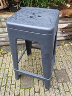 GRATIS Kunststof barkruk - 67cm hoog, Huis en Inrichting, Stoelen, Ophalen, Kunststof, Gebruikt, Eén