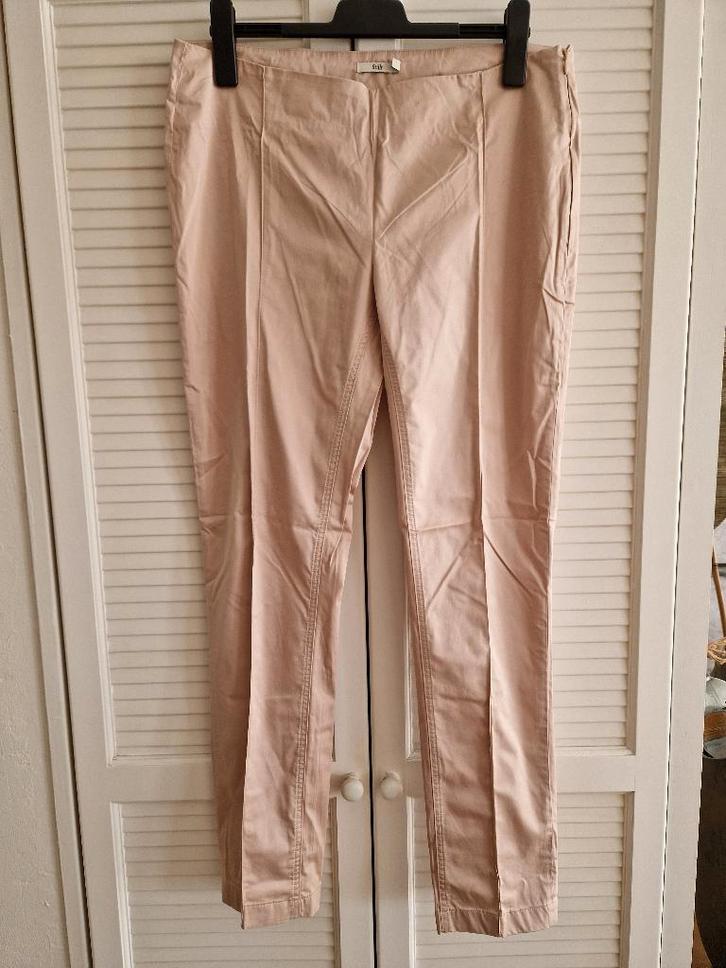 Pantalon Stills maat 44, Kleding | Dames, Broeken en Pantalons, Gedragen, Maat 42/44 (L), Overige kleuren, Lang, Ophalen