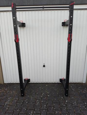 Pivot Fitness foldable wall rack - Opklapbaar squatrack beschikbaar voor biedingen
