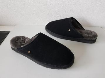 Warmbat maat 47 zwarte suede heren pantoffels wol gevoerd.  beschikbaar voor biedingen