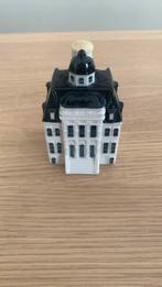 KLM huisje 100, Verzamelen, KLM Huisjes, Ophalen of Verzenden, Zo goed als nieuw, Gevuld