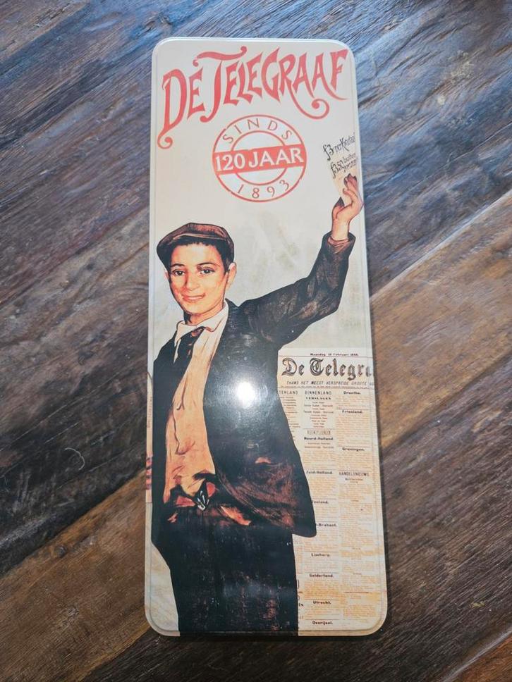 Historische krant 'De Telegraaf' jubileum in blik, Verzamelen, Tijdschriften, Kranten en Knipsels, Krant, 1940 tot 1960, Ophalen of Verzenden