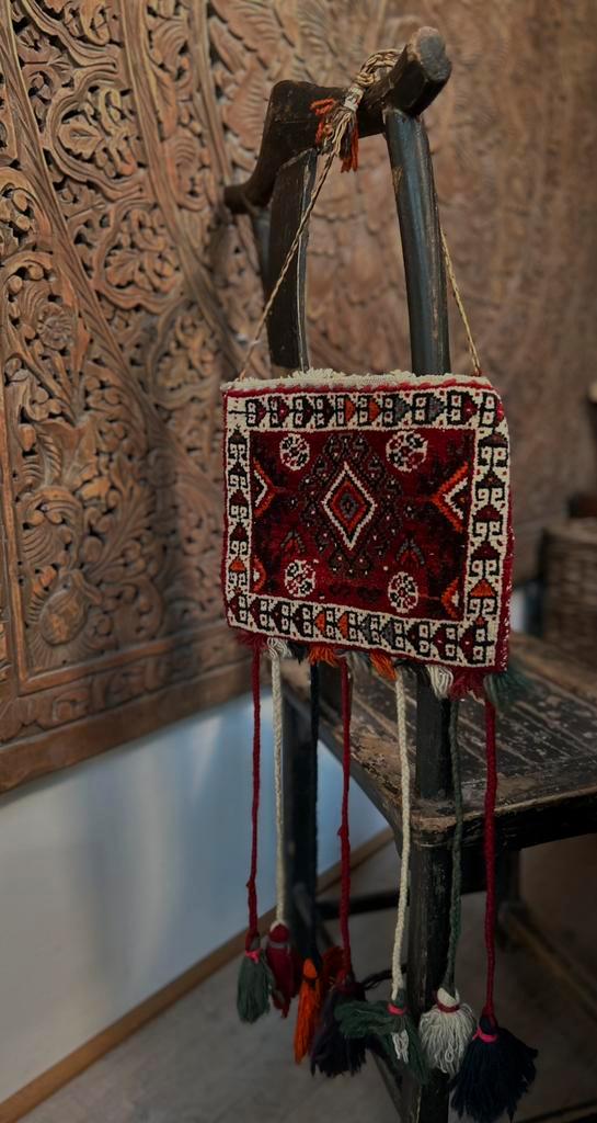 Oude Perzische kamelen tas met kwasten oosters, Antiek en Kunst, Antiek | Kleden en Textiel, Ophalen of Verzenden