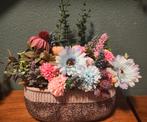 Verschillende boeketten in vaas opgemaakt prijs varieert, Huis en Inrichting, Woonaccessoires | Kunstplanten en Kunstbloemen, Ophalen of Verzenden