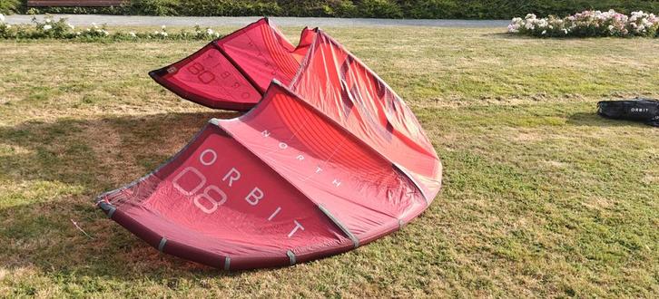North Orbit 8m (2022), Watersport en Boten, Kitesurfen, Zo goed als nieuw, Geen board, Ophalen