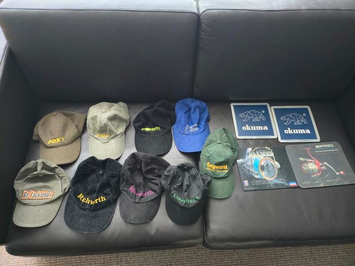 9 cap pet Fox Korda Richworth Carpworld karper carp, Watersport en Boten, Hengelsport | Karpervissen, Zo goed als nieuw, Ophalen of Verzenden