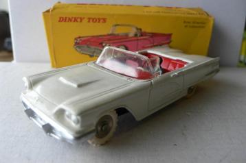 ford thunderbird dinky toys france #555   1/43 beschikbaar voor biedingen