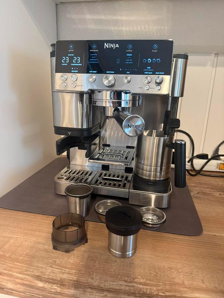 Ninja espressomachine, Witgoed en Apparatuur, Koffiezetapparaten, Zo goed als nieuw, Espresso apparaat, Ophalen