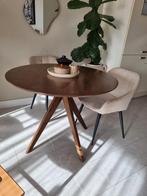 Hout ronde eettafel en 4 eetkamerstoelen, Ophalen