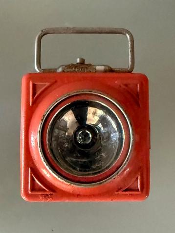 Vintage Rode Zaklamp / Lantaarn - RCA - Jaren '30 Stijl beschikbaar voor biedingen