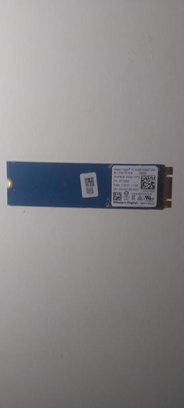 256 gb SsD kaart uit laptop.acer aspire A514 beschikbaar voor biedingen