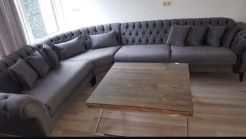 Mooie hoekbank 220x300 cm – met slaapfunctie beschikbaar voor biedingen