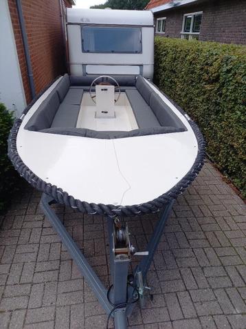 Hele mooie Boot te koop. beschikbaar voor biedingen