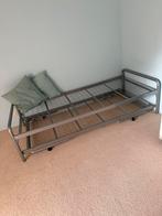 Uitschuifbaar bed zonder matrassen, Huis en Inrichting, Slaapkamer | Bedden, Ophalen, Wit, Tweepersoons, Zo goed als nieuw