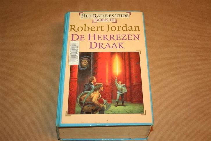 De Herrezen Draak - Robert Jordan, Boeken, Fantasy, Zo goed als nieuw, Ophalen of Verzenden