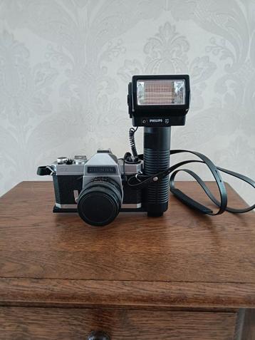 Analoge spiegelreflexcamera van het merk Chinon. beschikbaar voor biedingen