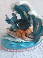 Jim Shore Disney Traditions - Catch the Wave - Lilo & Stitch, Verzamelen, Ophalen of Verzenden, Overige figuren, Zo goed als nieuw
