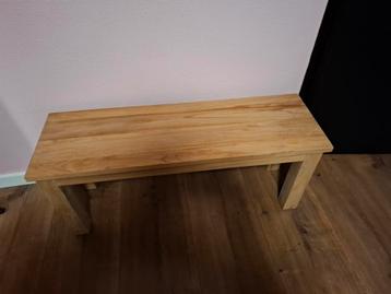 Teak bankje beschikbaar voor biedingen