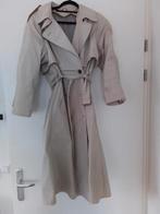 Mooie beige trenchcoat maat 42, Kleding | Dames, Jumpsuits, Ophalen of Verzenden, Gedragen, Maat 42/44 (L), Beige