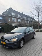Volkswagen Golf 1.0 TSI 63KW 5D 2017 Grijs, Auto's, Volkswagen, Stof, Zwart, 4 cilinders, 610 kg