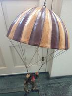 Clown met parachute, Ophalen, Zo goed als nieuw