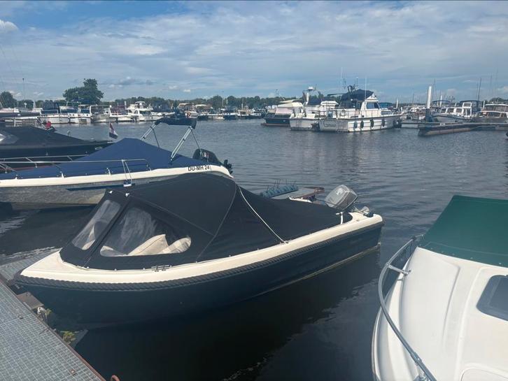 Sloep Unique 465 Honda 15PK – Direct Vaar­, Watersport en Boten, Sloepen, Zo goed als nieuw, 10 tot 30 pk, 3 tot 6 meter, Buitenboordmotor