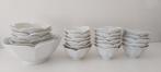 Vintage White Porcelain Lotus Bowls - Set of 24, Antiek en Kunst, Antiek | Porselein, Ophalen of Verzenden