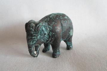Olifant Brons beschikbaar voor biedingen