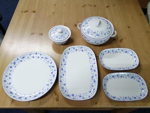 Arzberg Blauwe bloemen servies, Antiek en Kunst, Antiek | Servies los, Ophalen of Verzenden