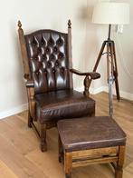 Leder fauteuil met voetenbankje, Ophalen, Klassiek, met gecapitonneerde rugleunig, Minder dan 75 cm, Hout