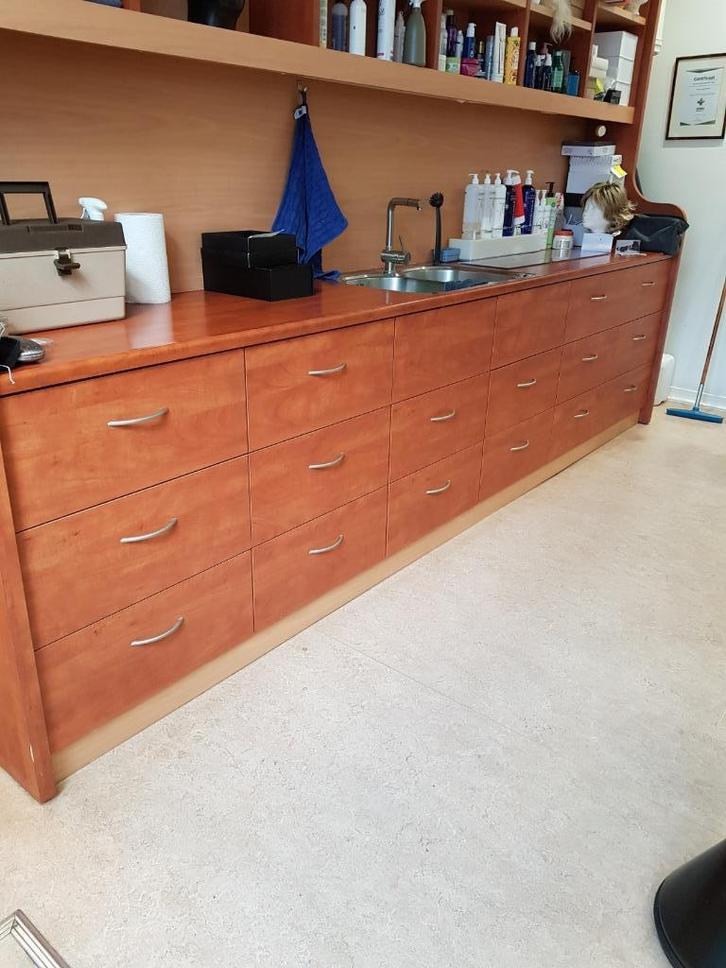 Wandkast zeer groot, Huis en Inrichting, Kasten | Wandmeubels, Zo goed als nieuw, 200 cm of meer, 300 cm of meer, 25 tot 50 cm