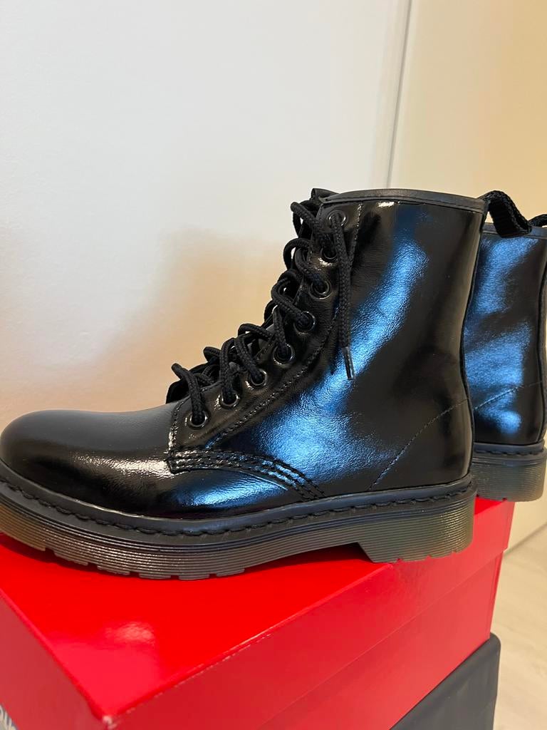 Zwarte echt lakleren veterschoenen nieuw maat 37, Zwart, Lage of Enkellaarzen, Nieuw, Ophalen of Verzenden