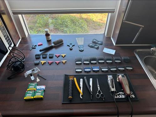 Complete Kappers Set + Koffer, Diensten en Vakmensen, Kappers en Thuiskappers, Dreadlocks of Vlechten, Knippen, Komt aan huis