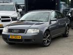 Audi A6 Limousine 2.0 MT AUTOMAAT/TREKHAAK/LMVELGEN!NETTE AU, Auto's, Audi, Stof, Beige, 4 cilinders, 1984 cc