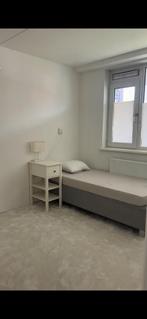 Kamer te huur Amsterdam Zuidas €975,-, Huizen en Kamers, Kamers te huur, 50 m² of meer, Amsterdam