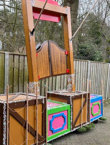 duwwagen - voorwagen carnaval loopgroep - saloon - cowboy beschikbaar voor biedingen
