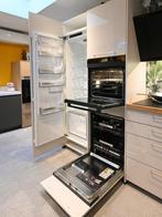 M-6 Hoekkeuken met Kookeiland, Slimme Indeling, Ophalen, https://www.nobilia.de, Nobilia-Werke J. Stickling GmbH & Co. KG, Nieuw