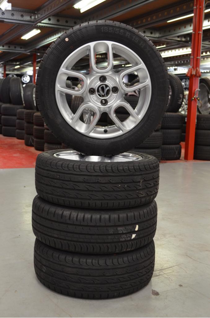 15" Fiat 500 Velgen 4x98 ET35 6x15 + Zomerbanden, Auto-onderdelen, Banden en Velgen, Banden en Velgen, Zomerbanden, 15 inch, 185 mm